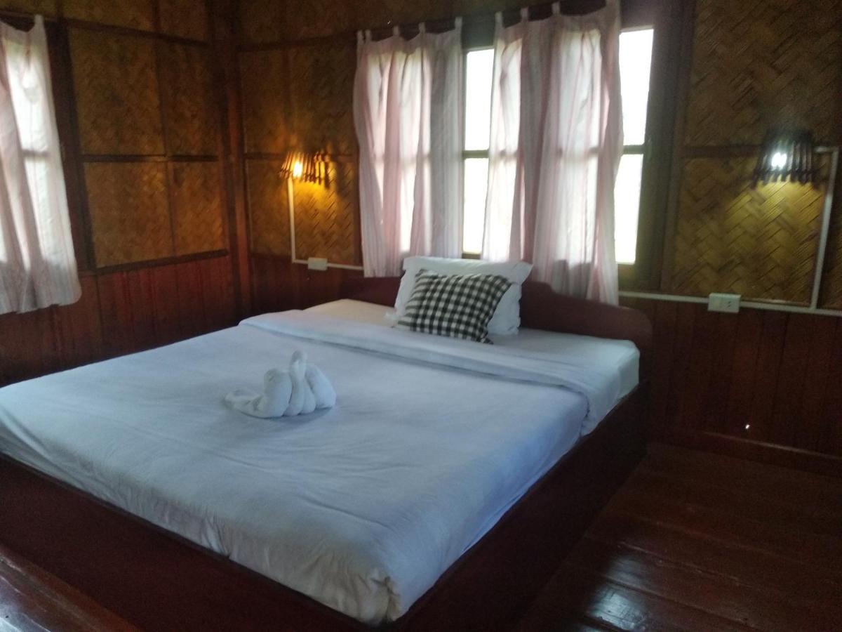 Sainamhai Resort Ban Namsanam Екстер'єр фото
